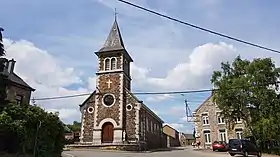 Église et place de Solwaster.