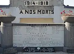 Jean-Baptiste Fiévet est mentionné parmi les fusillés sur le monument aux morts de Somain.