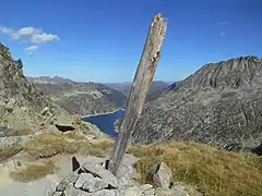 Versant est avec le Lac de Cap de Long en contrebas