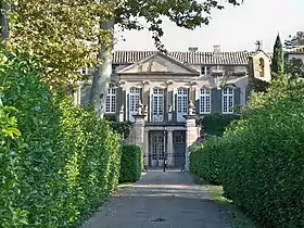 Château de Brantescour, portail, élévation, clôture, toiture, grille, sol