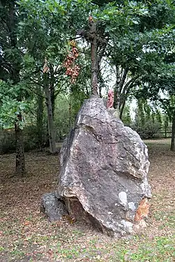 Image illustrative de l’article Menhir des Faux