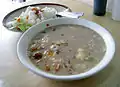 Soto betawi, abats et riz, de Jakarta.