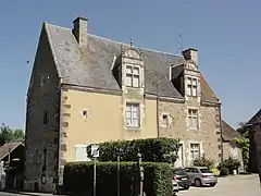 Photographie d'ensemble du manoir.