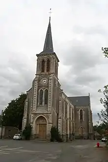 Église Saint-Médard de Soulgé-sur-Ouette