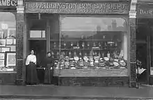 Boutique de confiserie, Spalding (Royaume-Uni), avant 1907.