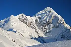 Le Spantik, avec l'arête sud-est à gauche