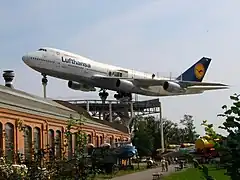 Boeing 747.