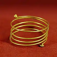 Bracelet spirale en or