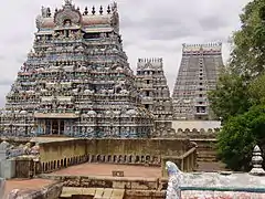 Le Temple de Sri Ranganathaswamy, sur l'île de Srirangam, serait le plus grand complexe religieux utilisé au monde.