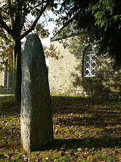 Image illustrative de l’article Menhir du Moustoir (Saint-Jean-Brévelay)