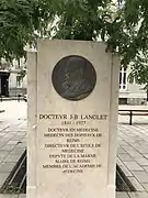 Stèle en mémoire du Docteur J.B. Langlet