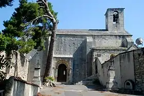 La chapelle Saint-Marcellin de Boulbon.