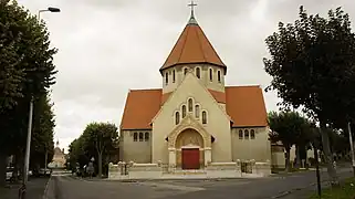 L'église St-Nicaise de face.