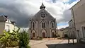 L'église et sa place