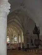 L'intérieur de l'église.