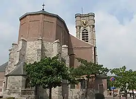 L'église Saint-Julien : chœur et tour