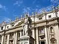 Saint Paul de Tarse devant la basilique Saint-Pierre du Vatican