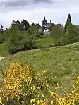 Le bourg et l'église.