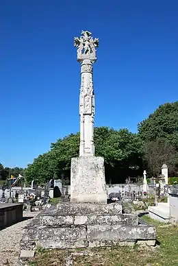 Croix de cimetière de Saint-Germain-de-la-Rivière