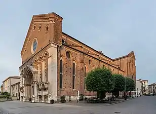 Église San Lorenzo.