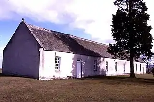 L'Église St-Ninian à Tynet, une schuilkerk rurale bâtie de façon à ressembler à une grange.