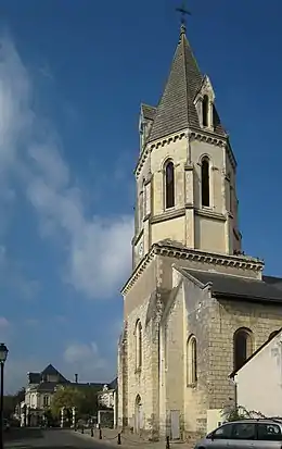 Église Saint-Rémy de Saint-Rémy-la-Varenne