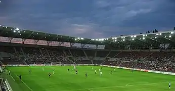 Un match de football vu depuis les tribunes