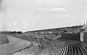 Le stade en pleins travaux d'agrandissement, le 23 août 1923.