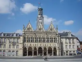 L'hôtel de ville de Saint-Quentin, en France.