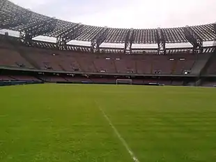 Description de l'image Stadio san paolo.jpg.