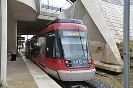 Station définitive du terminus Aéroport Lyon Saint-Exupéry, mise en service le 21 juin 2011.