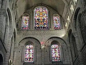 Vitraux de la cathédrale La Charite-sur-Loire.