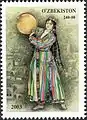 Autre costume traditionnel féminin ouzbèke sur un timbre paru en 2003.