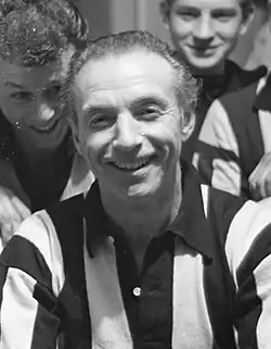 Photographie en noir et blanc de Stanley Matthews, footballeur anglais, en 1962.