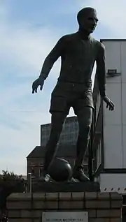 statue d'un footballeur