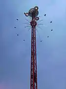 L'attraction « Star Flyer » du parque de Atracciones de Madrid.