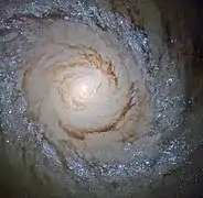 M94 par le télescope spatial Hubble.