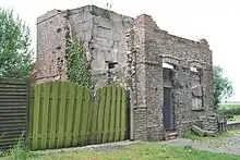 Ruine de la gare fortifiée