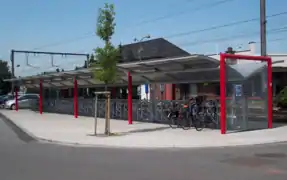 Nouveau parking pour vélo.