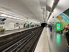 Quais de la ligne 7.