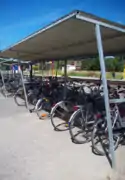 Abri à vélos.