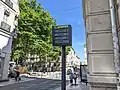 Station Saint-Louis : Zoom sur la borne d'information aux voyageurs.