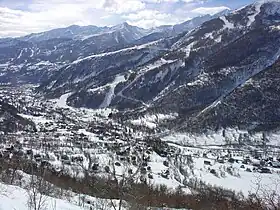 Vue aérienne de la station.