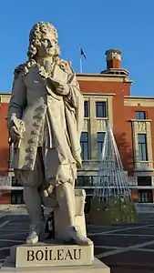 Statue de Nicolas Boileau