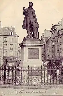 Monument à Élie de Beaumont (1876), Caen, place Saint-Sauveur.