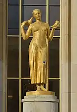 La Jeunesse (1937), Paris, parvis du palais de Chaillot.