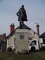 Statue de Joachim du Bellay