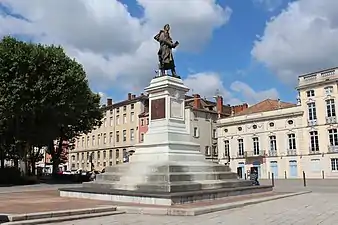Statue de Lamartine, sur l'esplanade Lamartine à Mâcon.