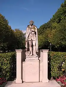 Statue de Jean-Rodolphe Perronet« Monument à Jean-Rodolphe Perronet à Neuilly-sur-Seine », sur À nos grands hommes,« Monument à Jean-Rodolphe Perronet à Neuilly-sur-Seine », sur e-monumen