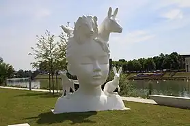 Nouvelle statue en bords de Marne